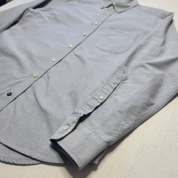 Taylor Stitch - Picture 8 of 16